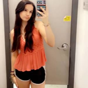 Meet your Posher, Lilly